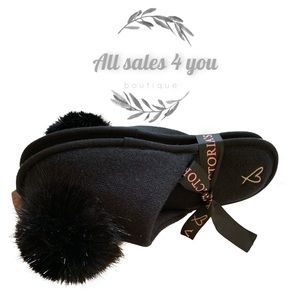 Victoria’s Secret slippers- slides